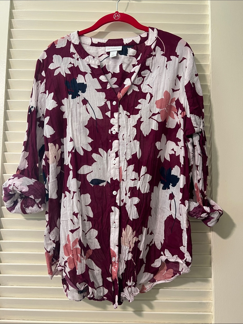 Liz Claiborne Burgundy, White & Blush Floral Button-Front Blouse